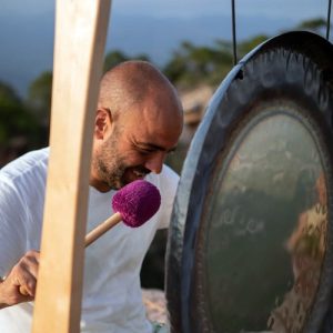 Vicente Saus, gongplayer