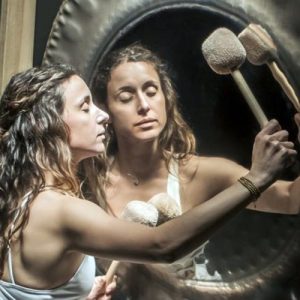 Clara Ferrando, gongplayer